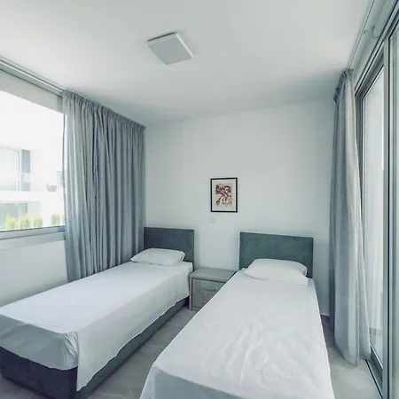 Villa Imperial Jade V4 - Andriana In Protaras