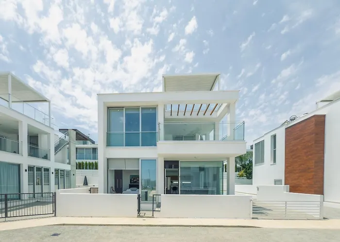 Villa Imperial Jade V4 - Andriana In Protaras