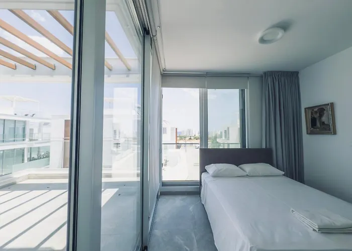 Imperial Jade V4 - Andriana In 普罗塔拉斯